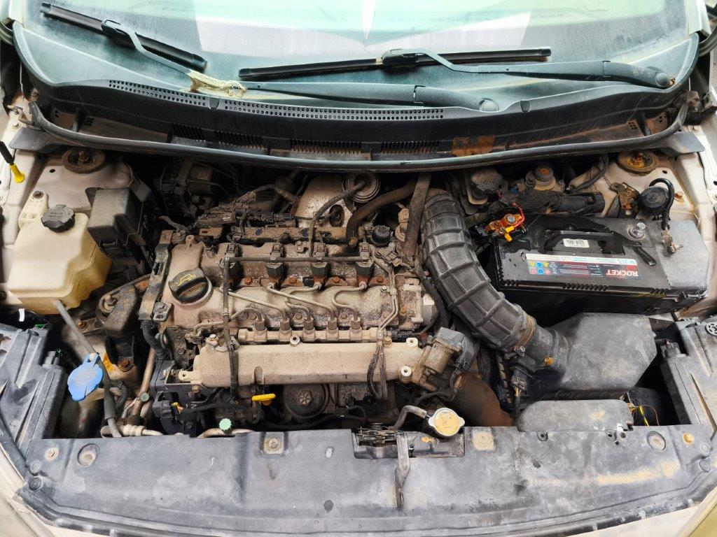 CULATA Hyundai ACCENT RB 2011  USADA  EN DESARME